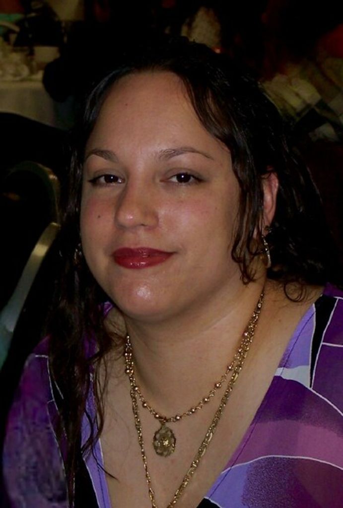 Amanda R. Valdez