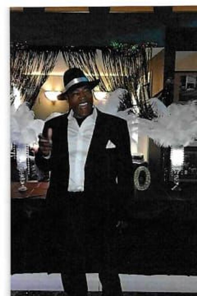 Bobby Douglas Profile Photo