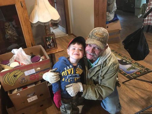 Dean Eversole photo gallery thumbnail 2 of 137