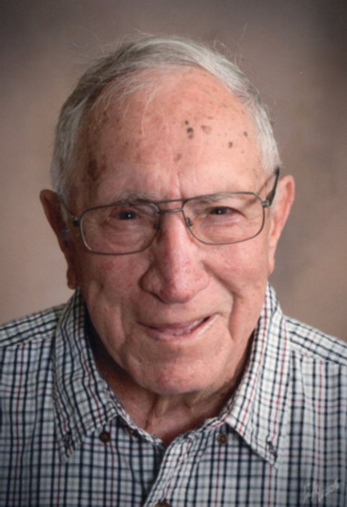 Gaylord Joe Lyon Profile Photo