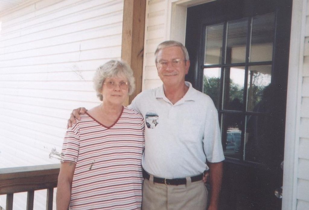 Gloria W. (White)  Sawyer