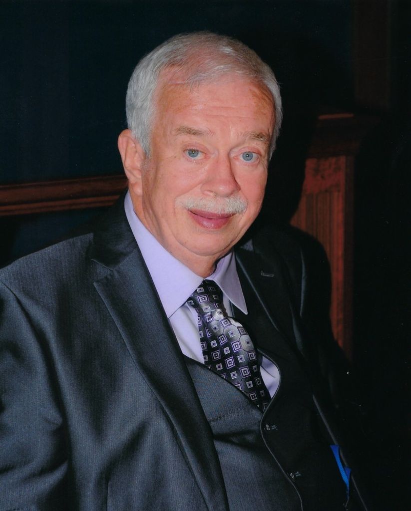Lyle "Fred"  Perkins, Jr.
