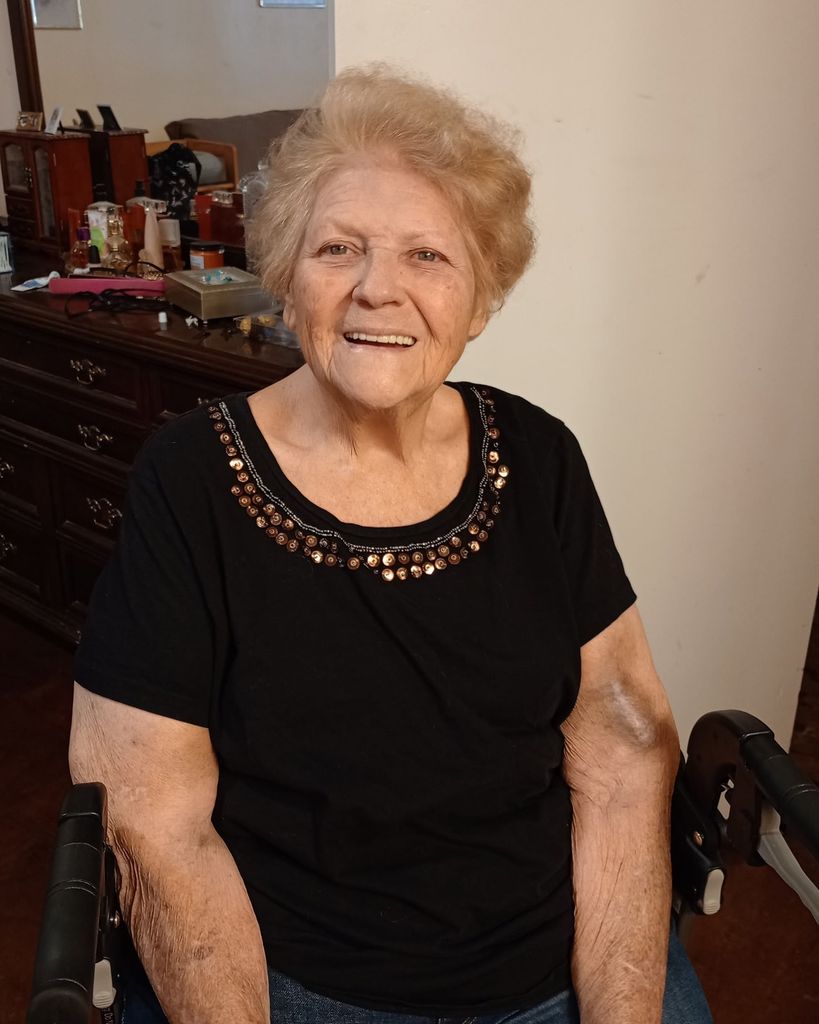 Tilda (Stewart) Jones Profile Photo