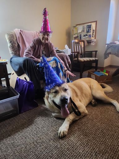 Verna F. Edwards Strandlund photo gallery thumbnail 33 of 75