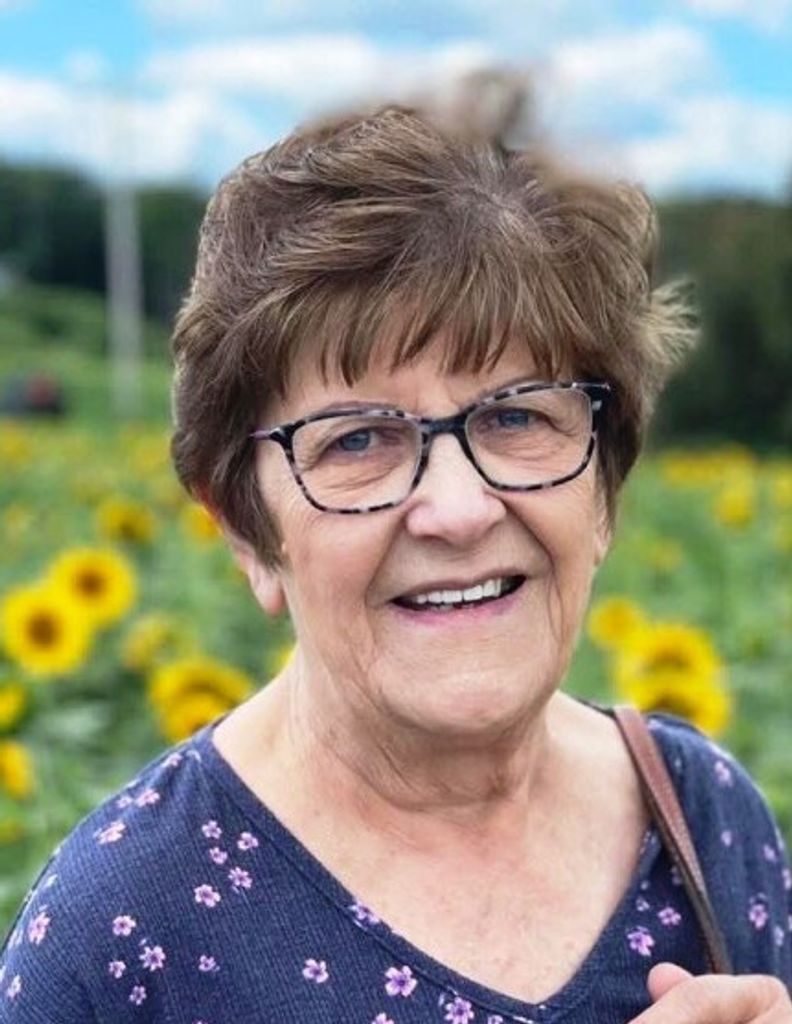 Darlene Kaye (Grove)  Zehner