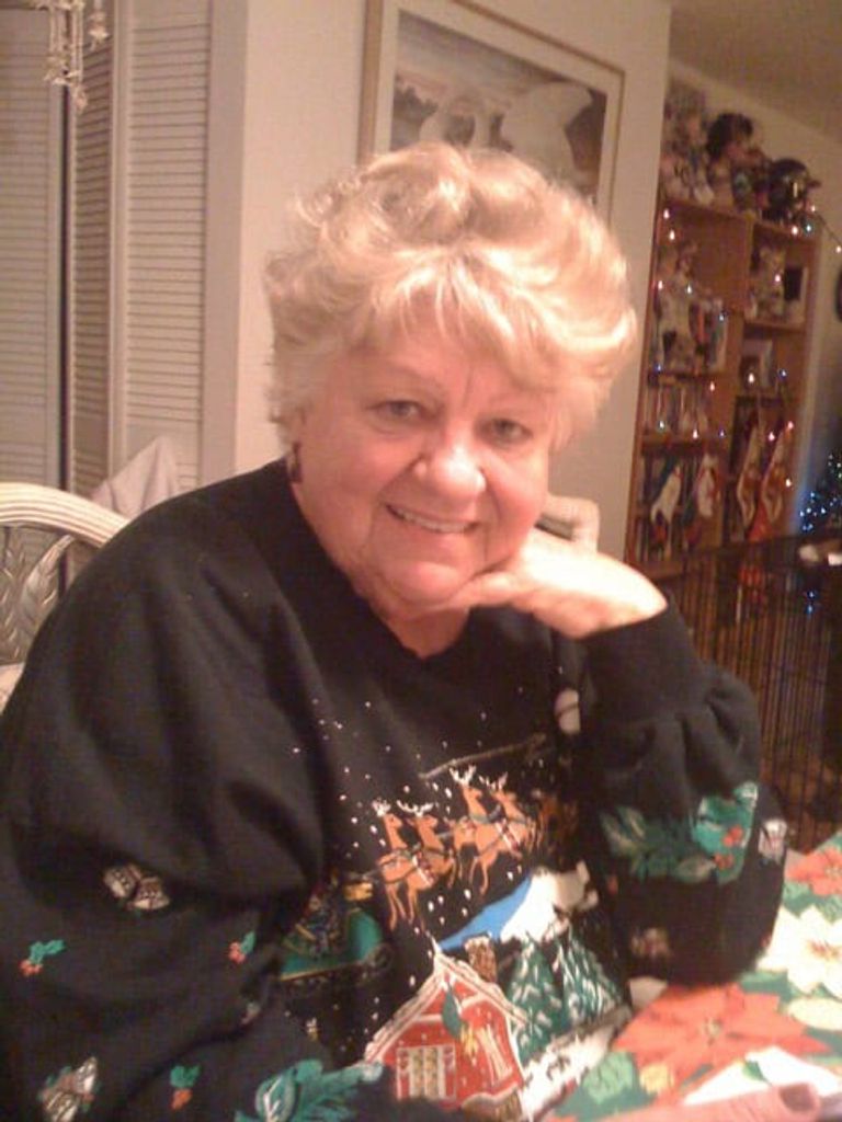 Rosalie Golik Profile Photo