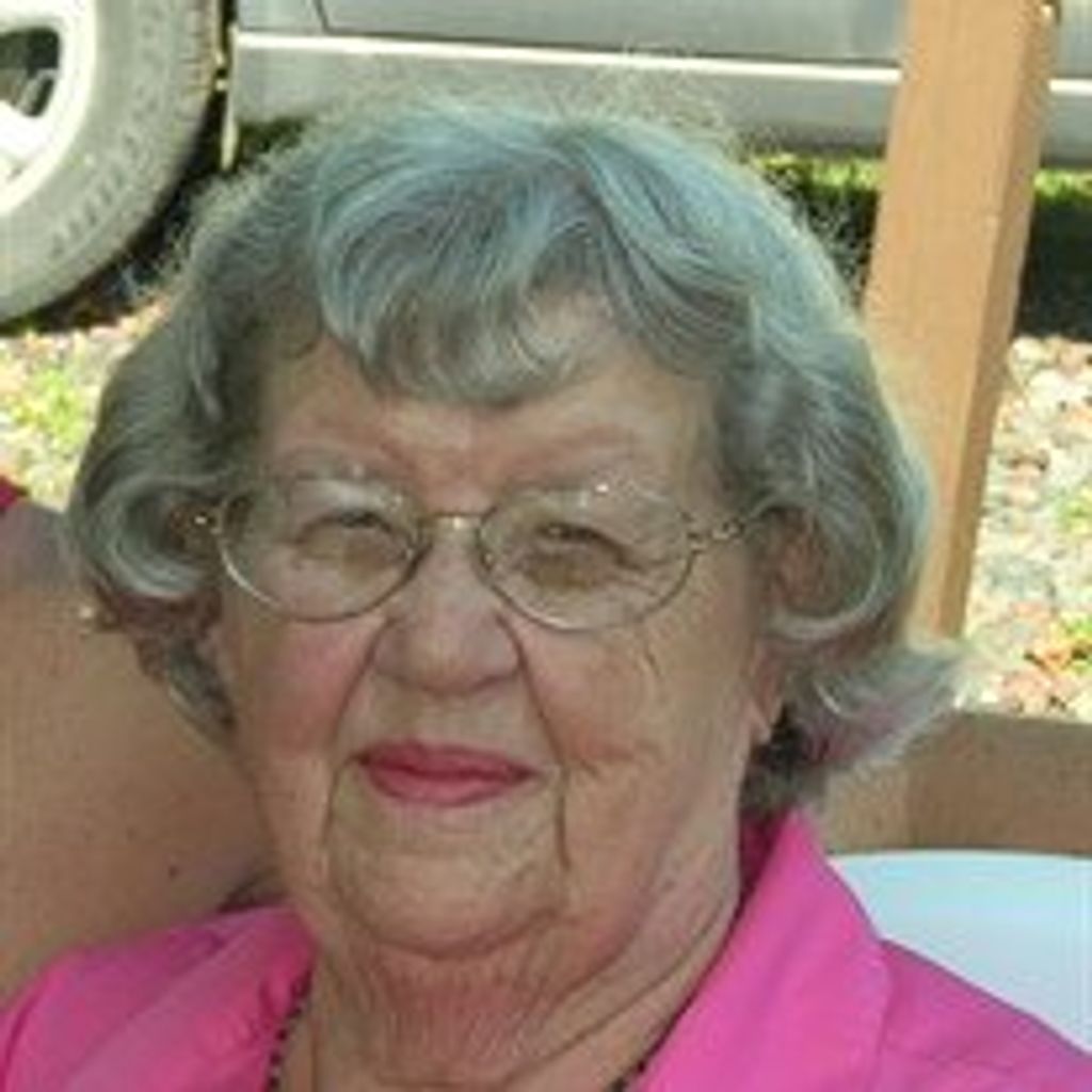 Lucille  Dorothy Lowe