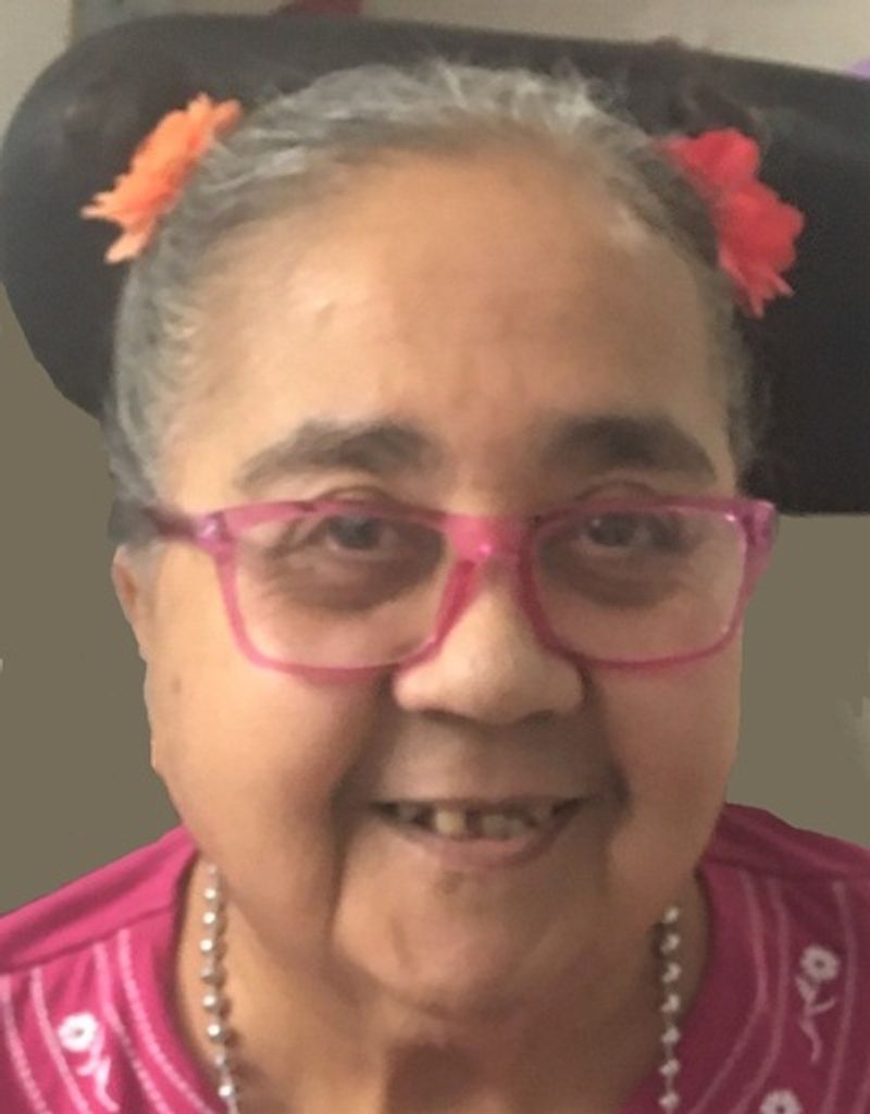 Maria Velasquez Profile Photo