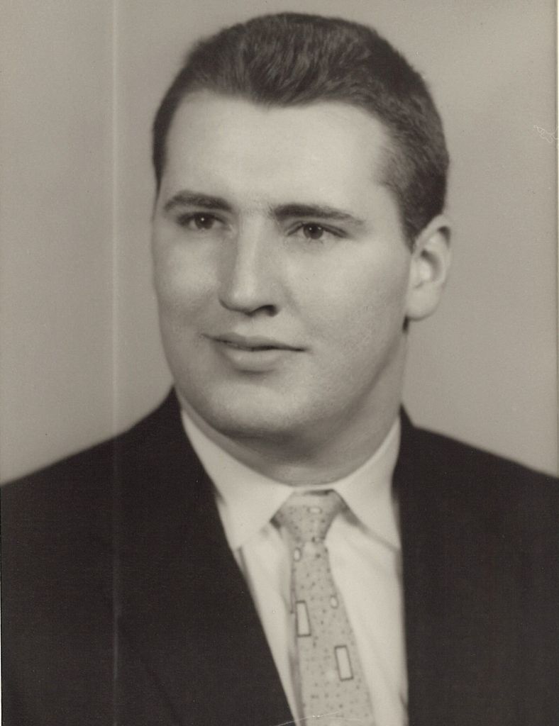 Robert William Welch, Jr. Profile Photo