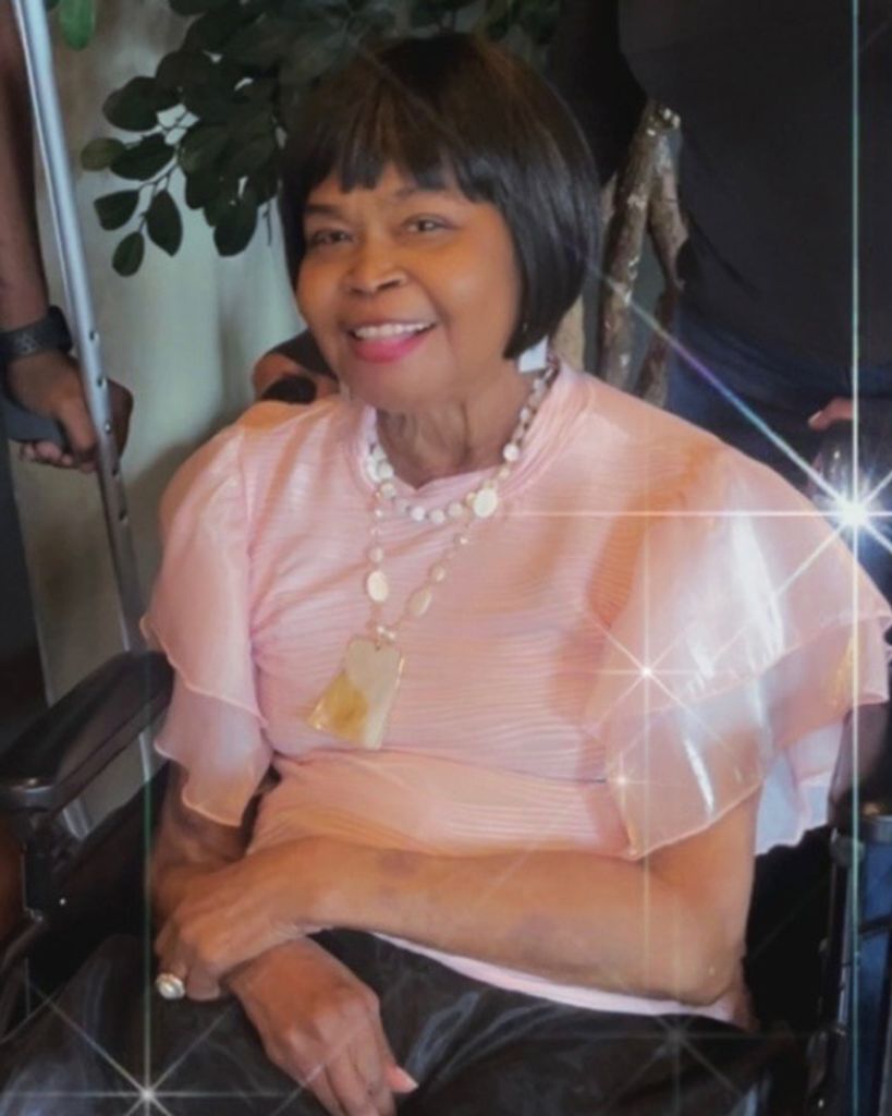 CAROLYN JEAN ROBINSON Profile Photo