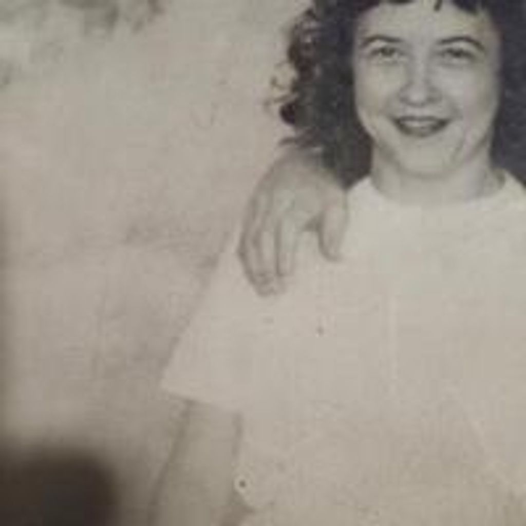 Christine Saylor Profile Photo