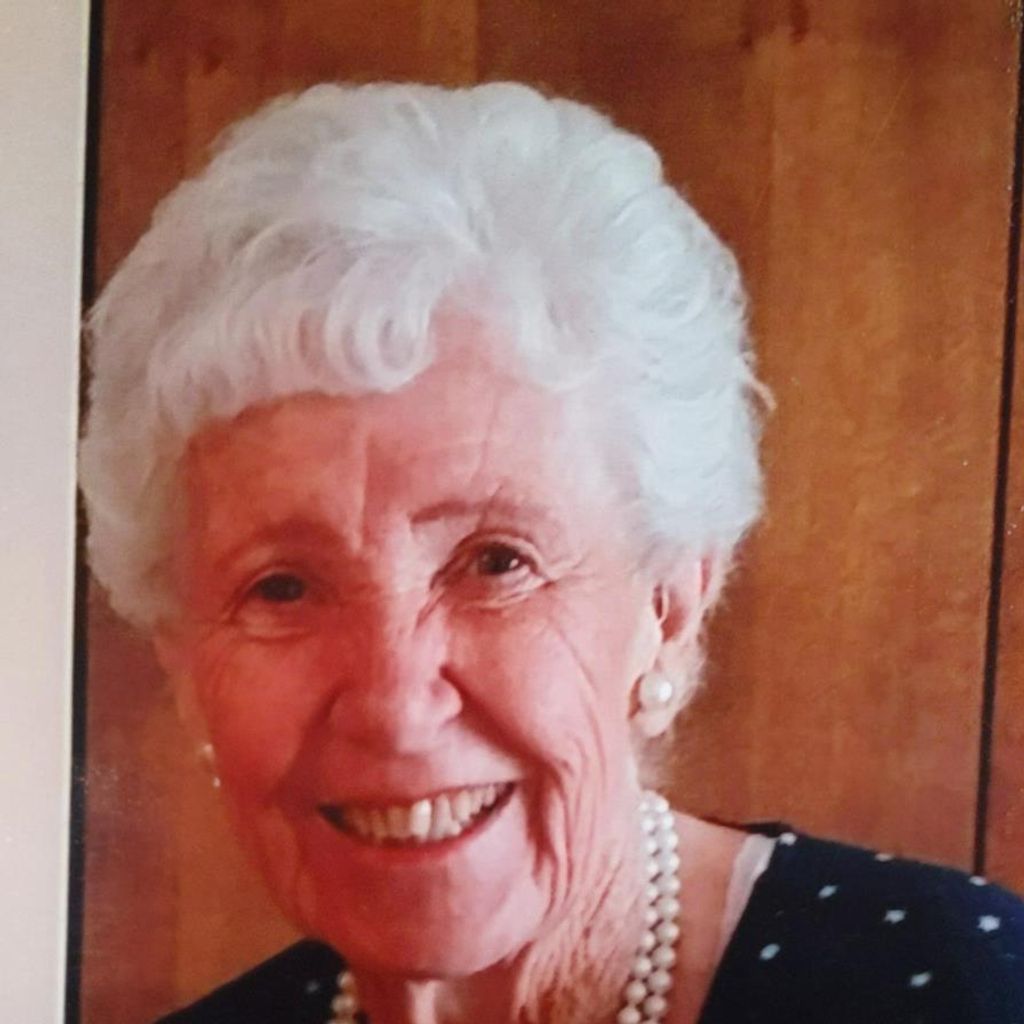 Maxine Carlile Profile Photo