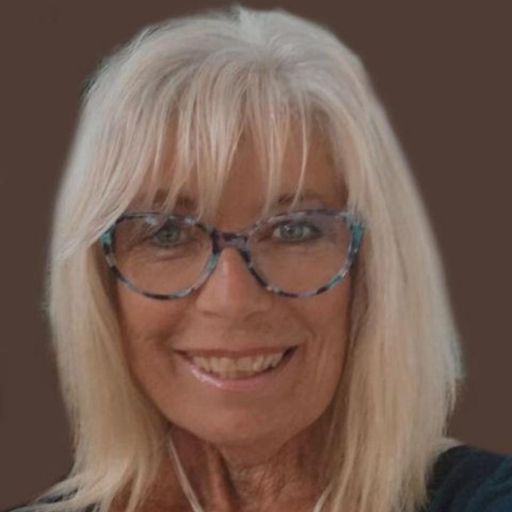 Cindy Campbell Shelton photo gallery thumbnail 1 of 1