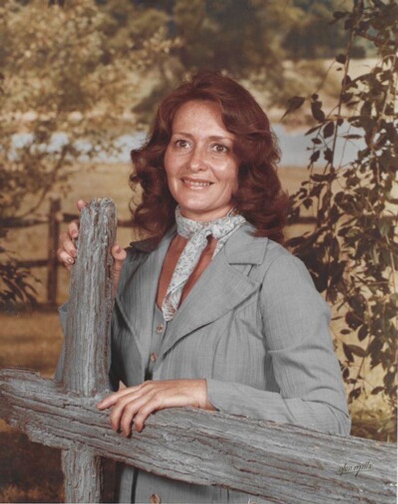 Lois Vivian Crabtree Profile Photo