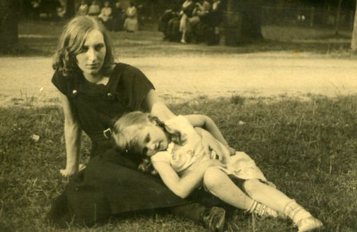 Ilse Wilson photo gallery thumbnail 4 of 86