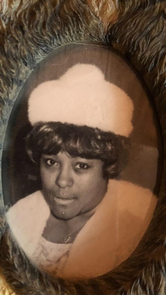 Gloria Jean Smith Profile Photo