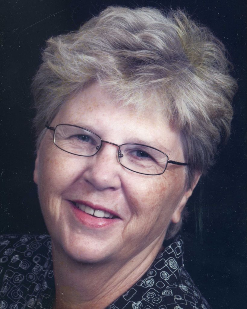 Lou (Hayes) Solie Profile Photo