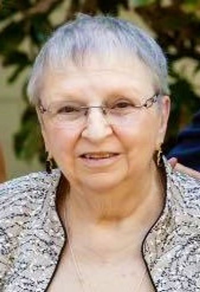 Mary Elinor Outland Profile Photo