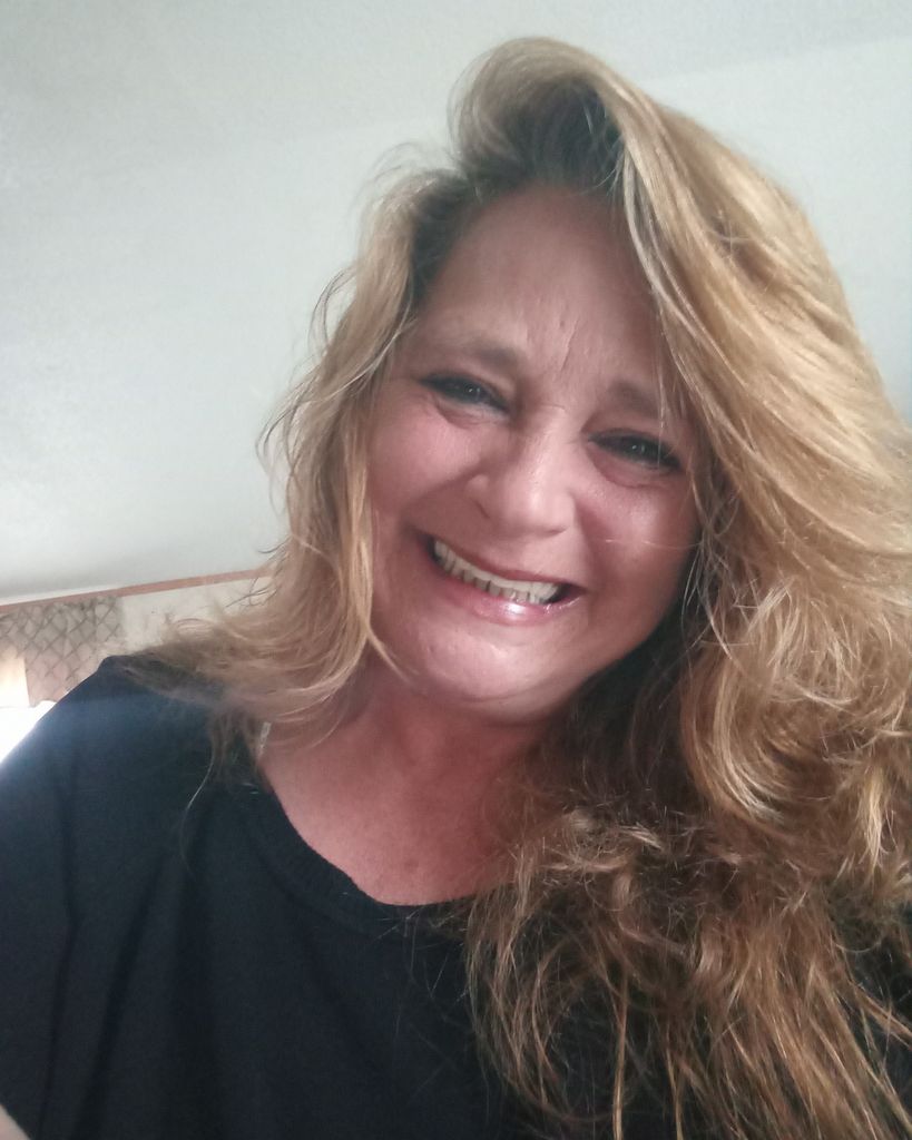 April Joyce Eckton Profile Photo
