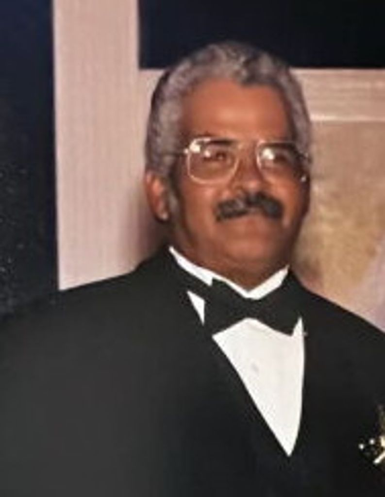 Anthony Henderson Profile Photo