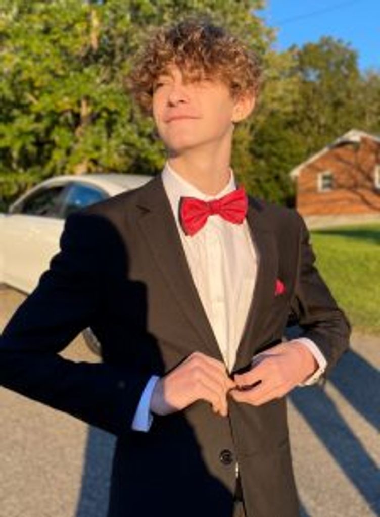 Damien Michael Collett Profile Photo