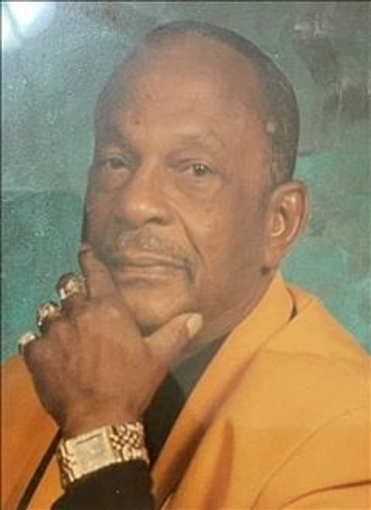 Carl Worthy Profile Photo