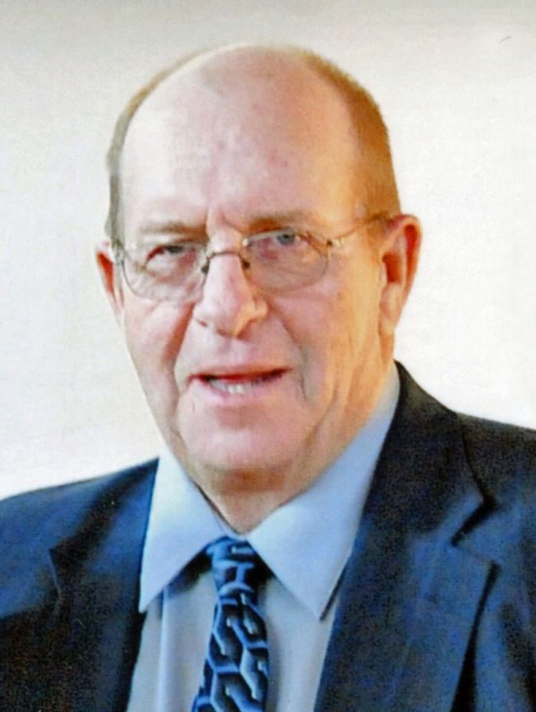 Robert "Bob" John Wagner