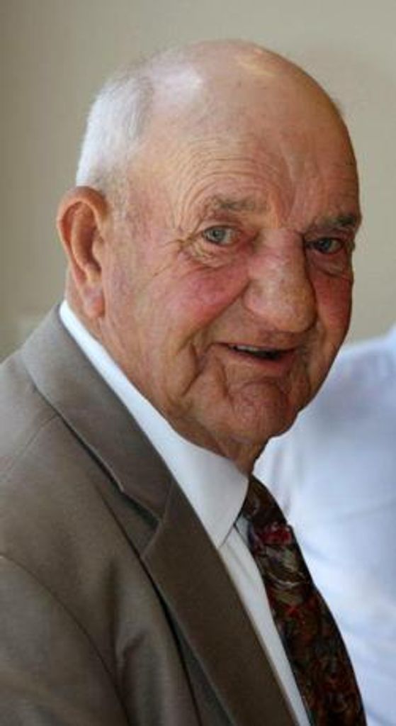 Lloyd Buchanan Profile Photo