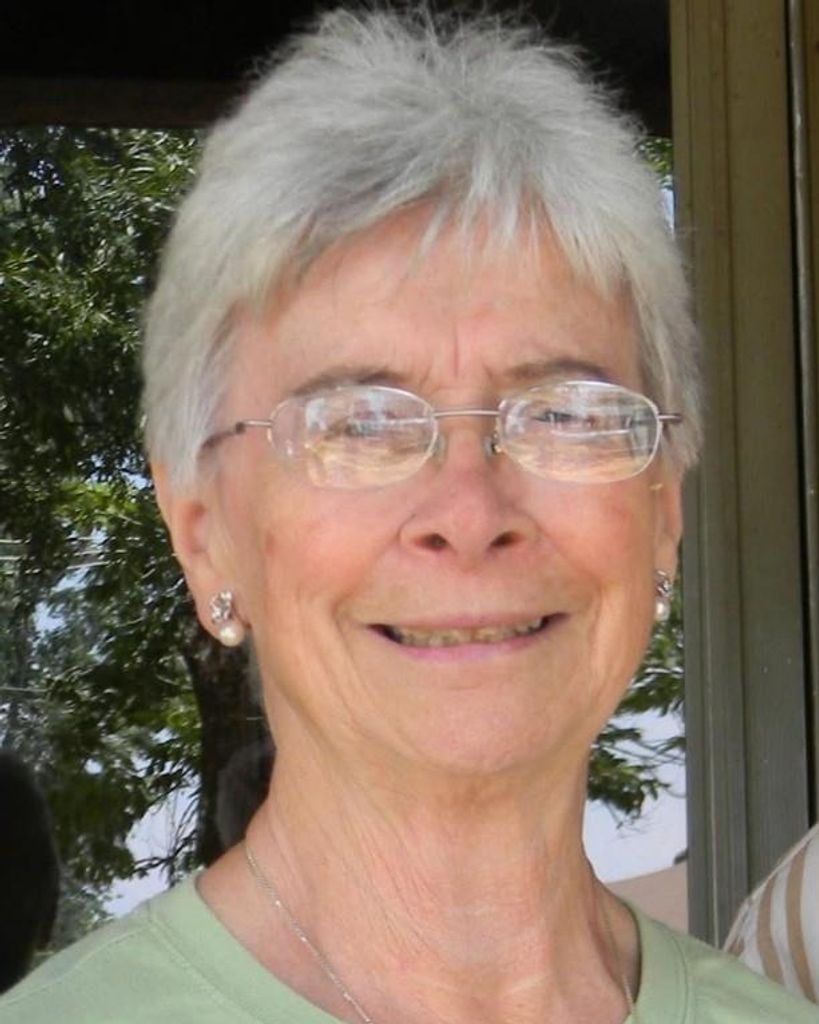 Carolyn Jeanette Betts