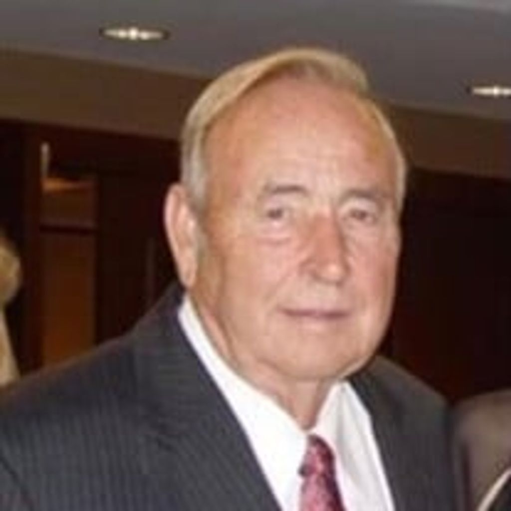 Mr. L E Murry