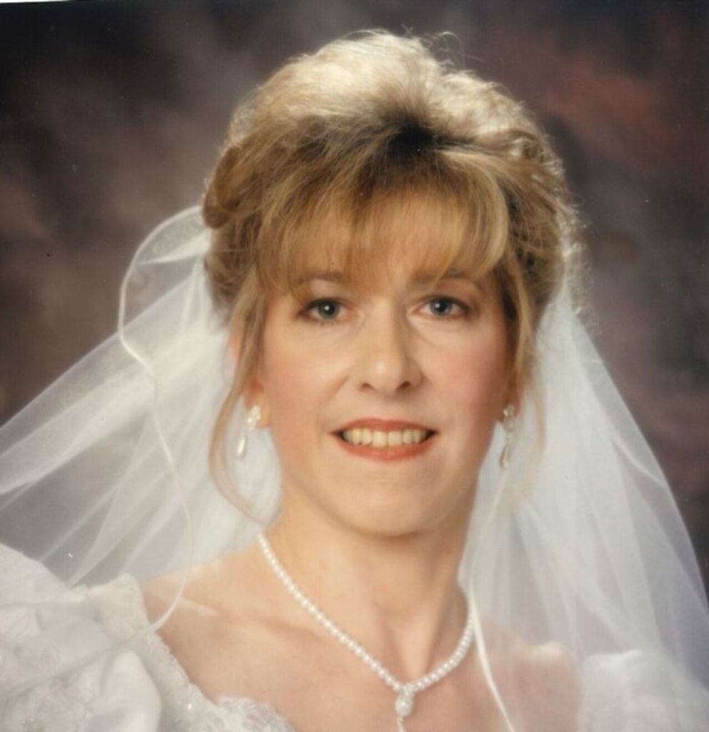 Leslie L. Defrancesco Profile Photo