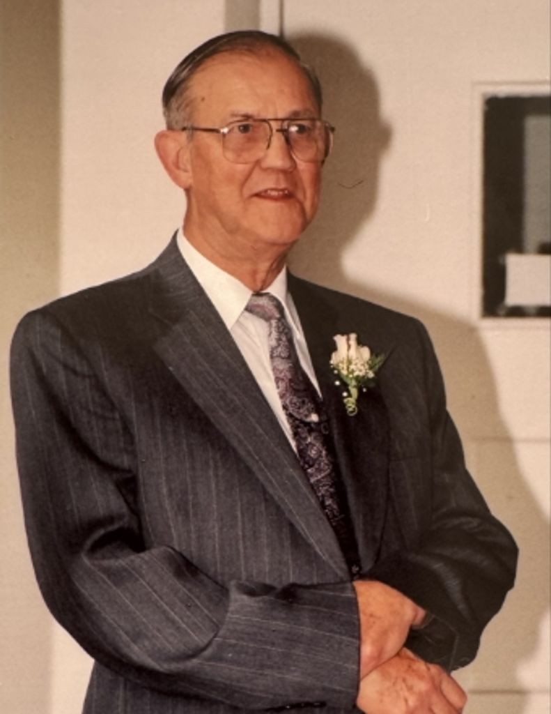 Thomas Edward Gensel Age 96, Of Melrose Profile Photo