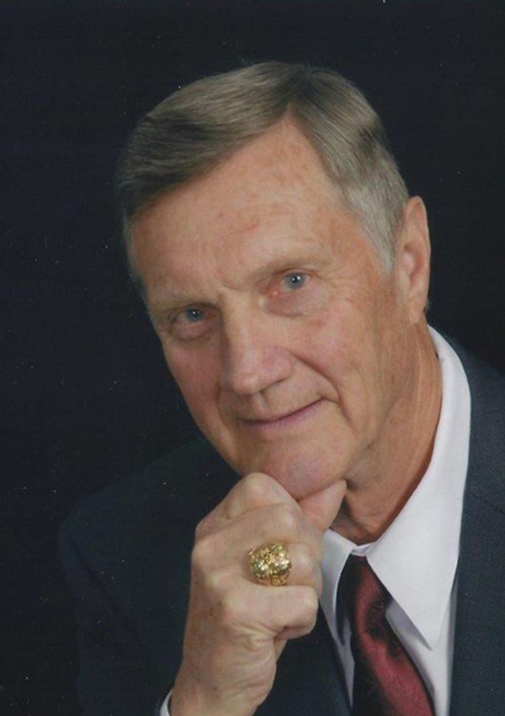 Walter M. Thomsen Profile Photo