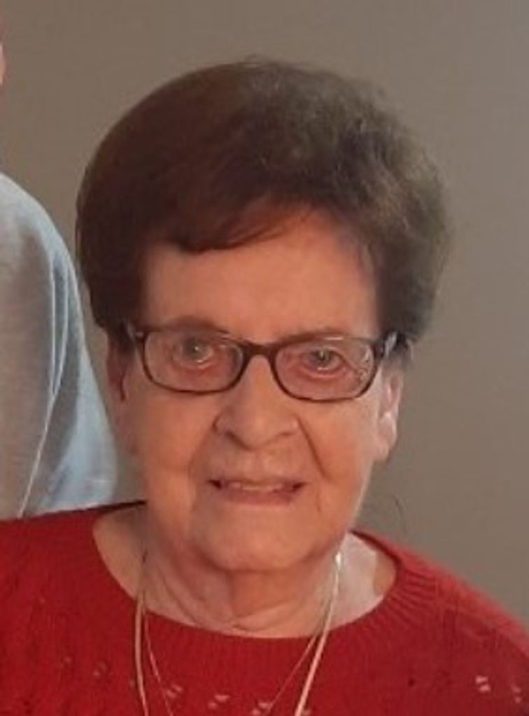 Maxine E. Lukens