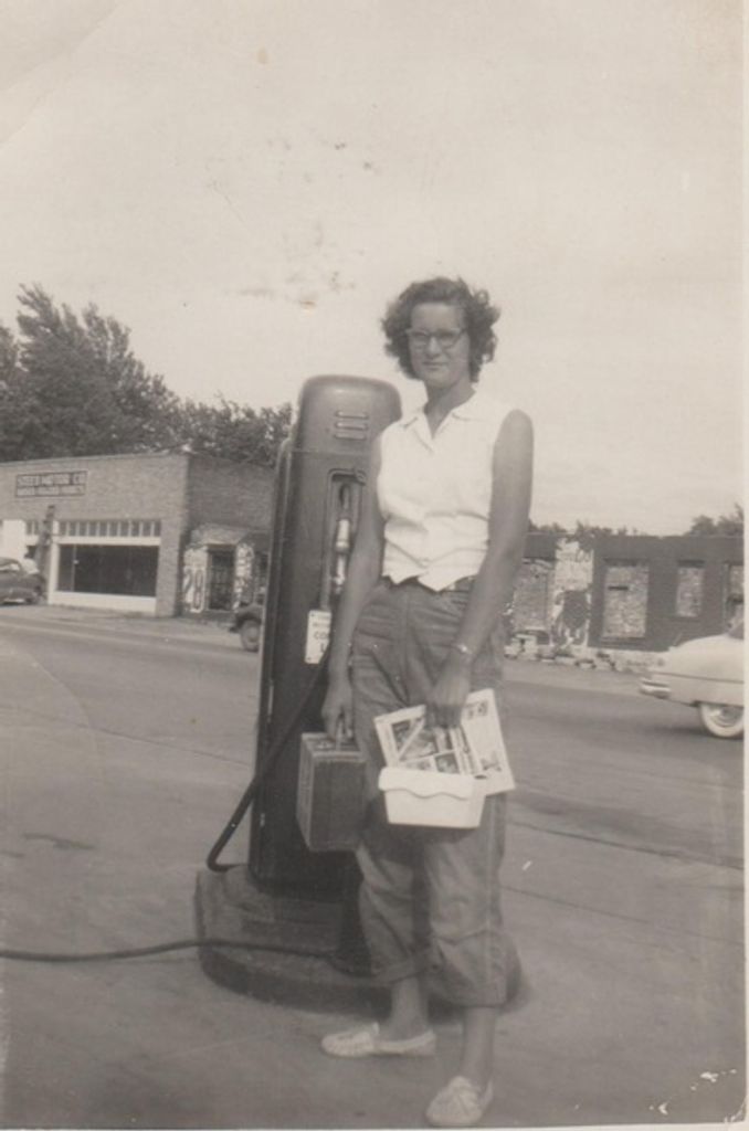 Nell Dean 'Sis' (Peerson) Mccoy Profile Photo