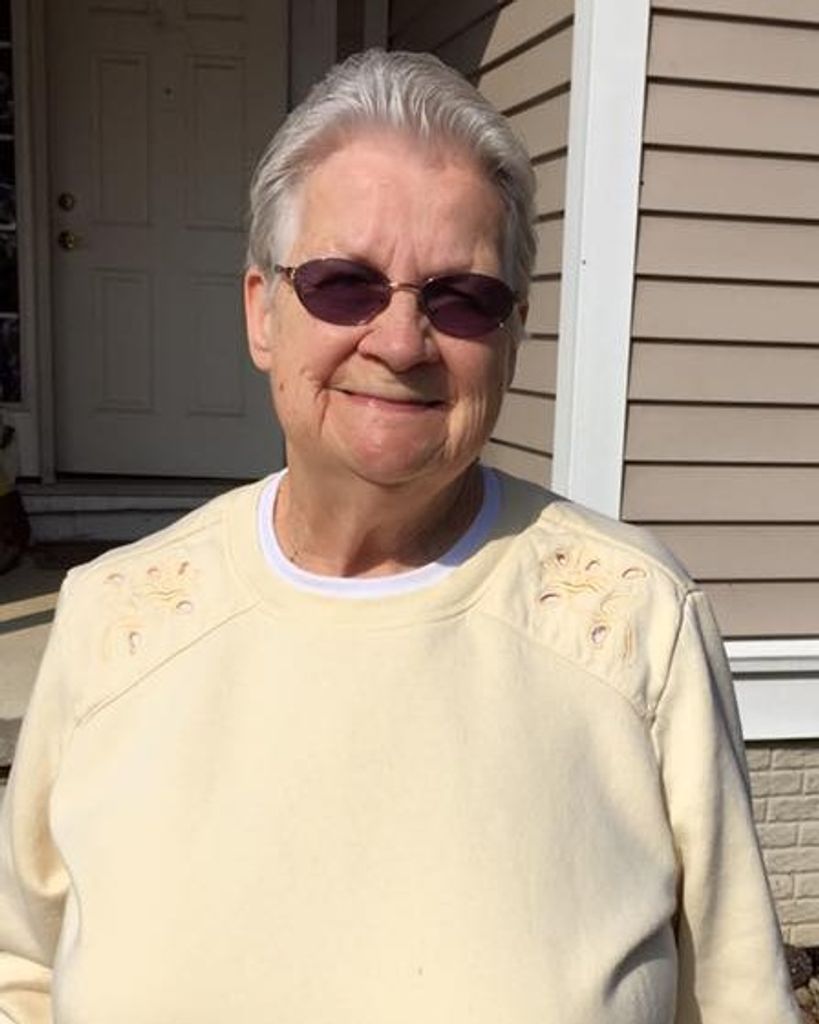 Charlotte M Bennett Profile Photo