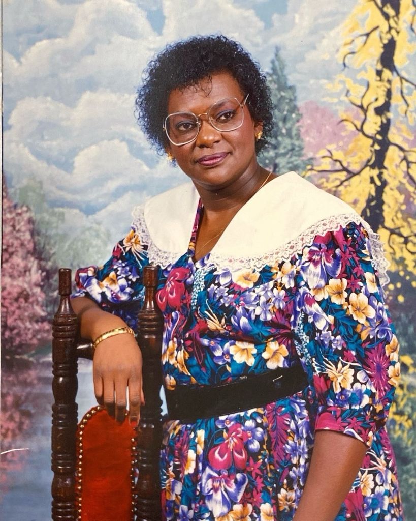 Shirley Dean Sells