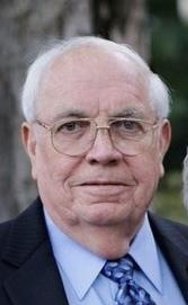 Carlos Coe