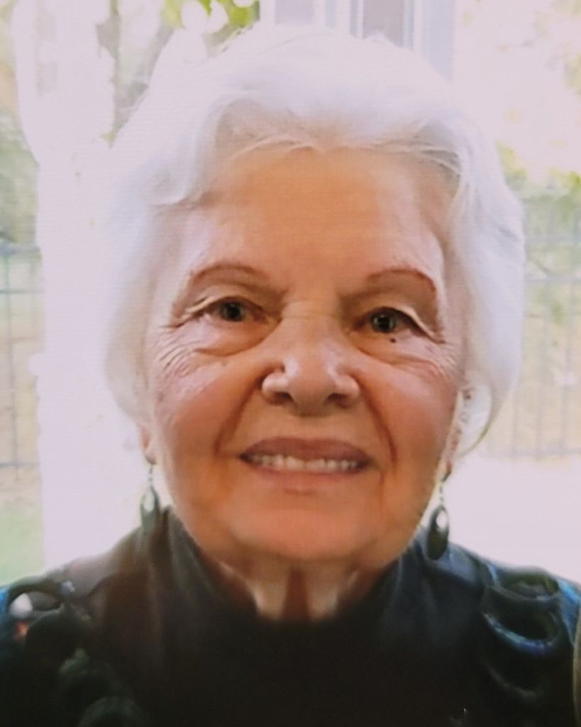 Christine Dlugokecki Profile Photo