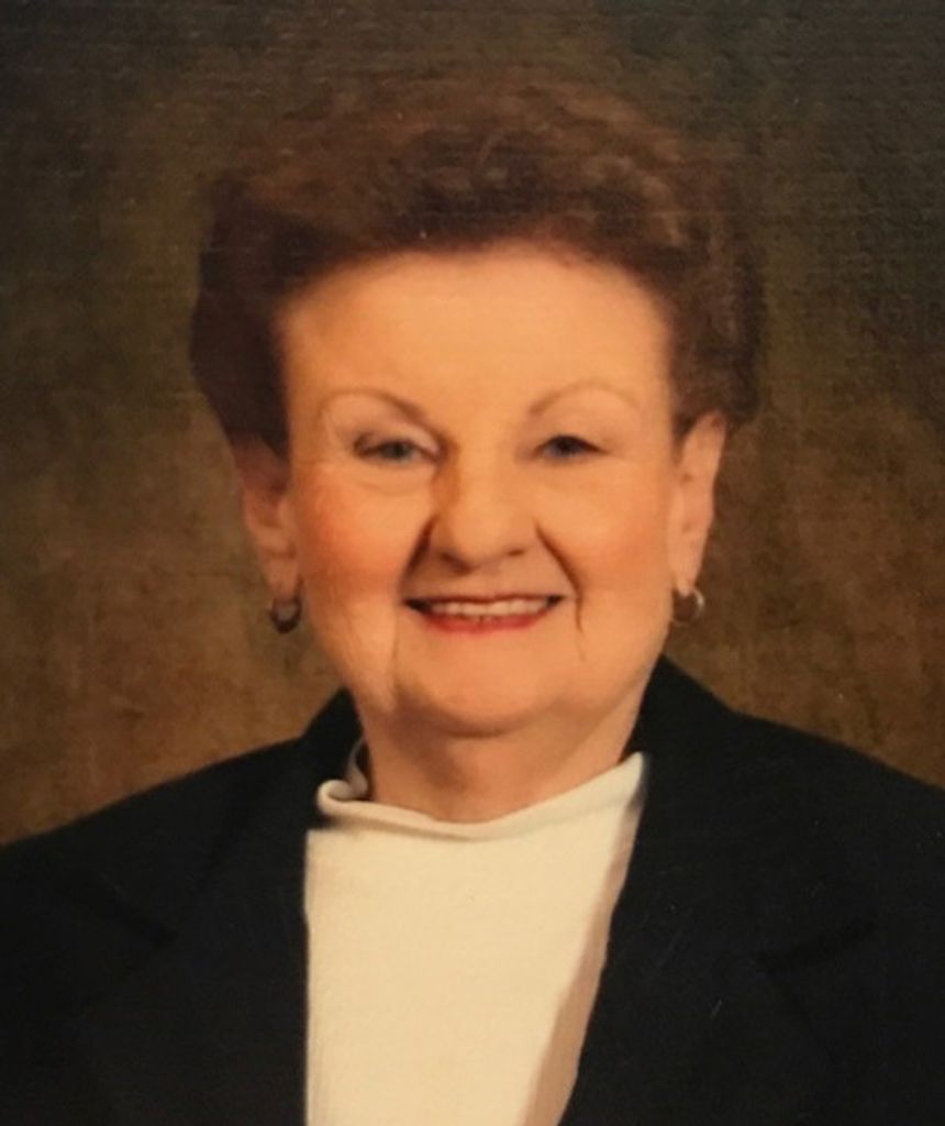 Edna M Carlino (Julius)