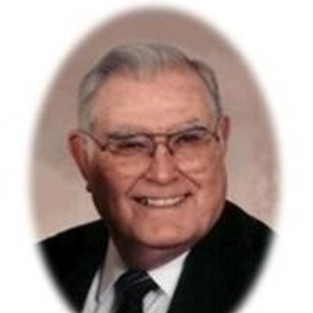 Dennis Bloomer