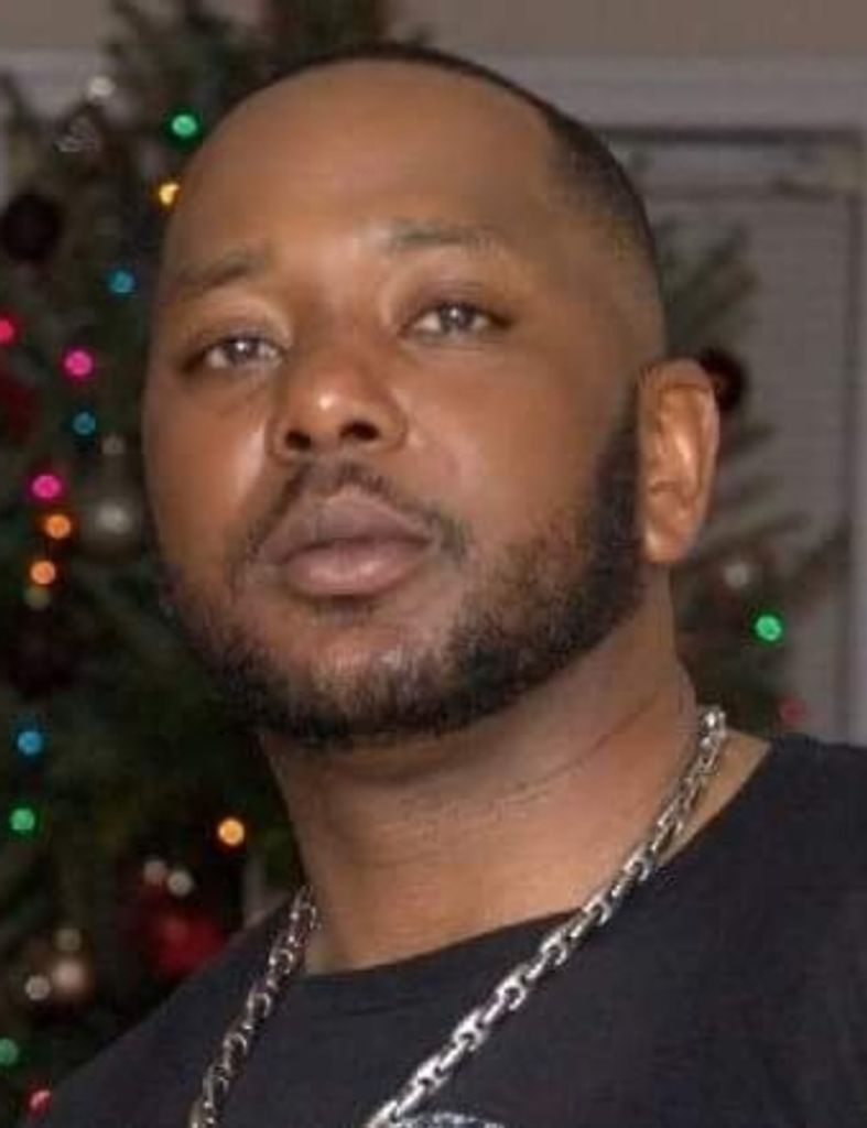 Johnnie Lee Linder Jr. Profile Photo