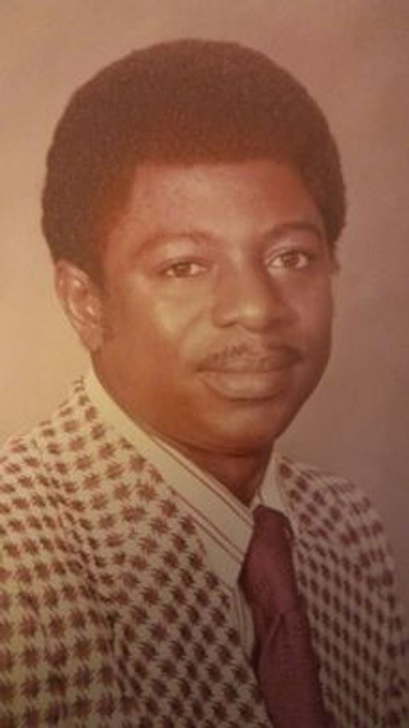 Mr Andrew Williams