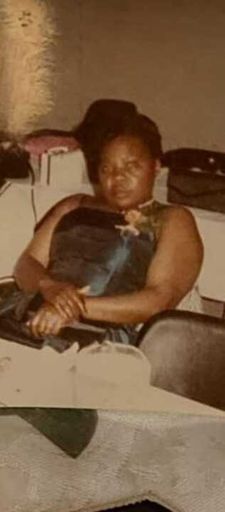 Gloria Estella  Sutton photo gallery thumbnail 3 of 6