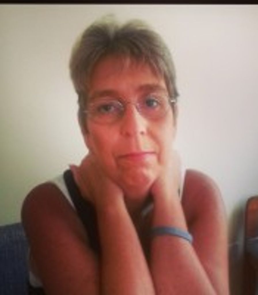 Mrs.  Lenore Fisher Dobbins, 50