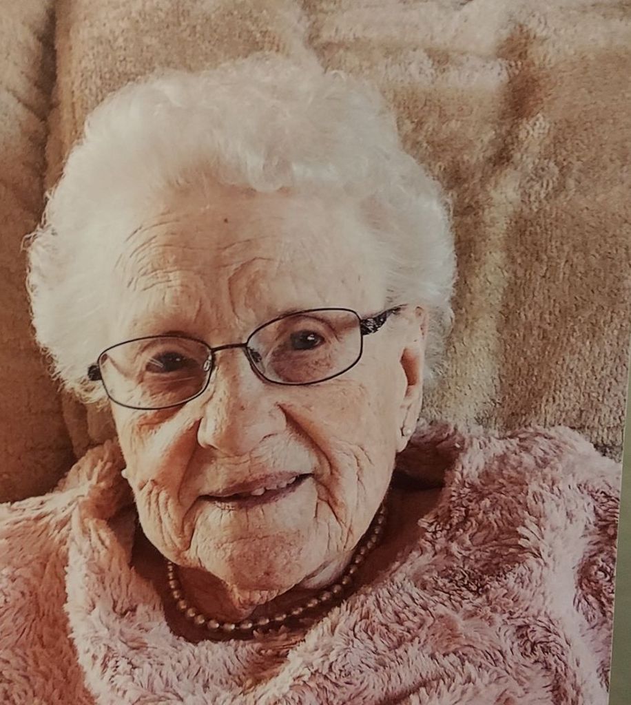 Virginia M. (Langdon) Maxwell