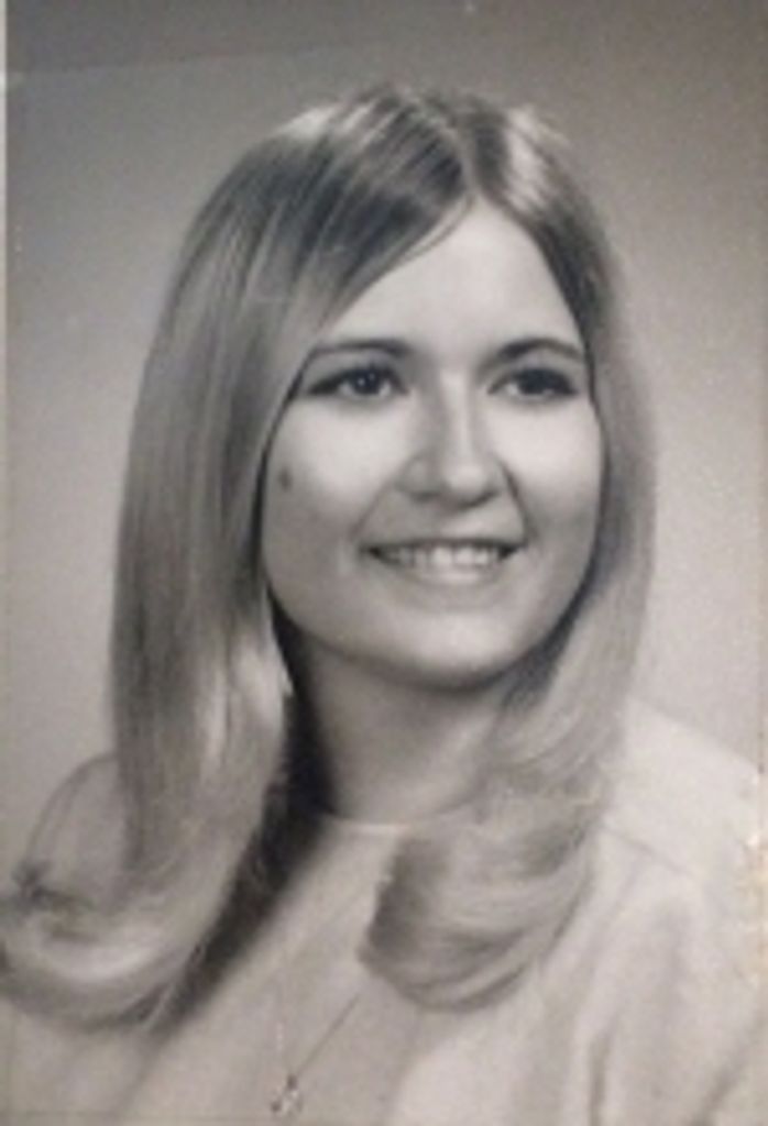 Vicki (Nee Fisher) Swigert