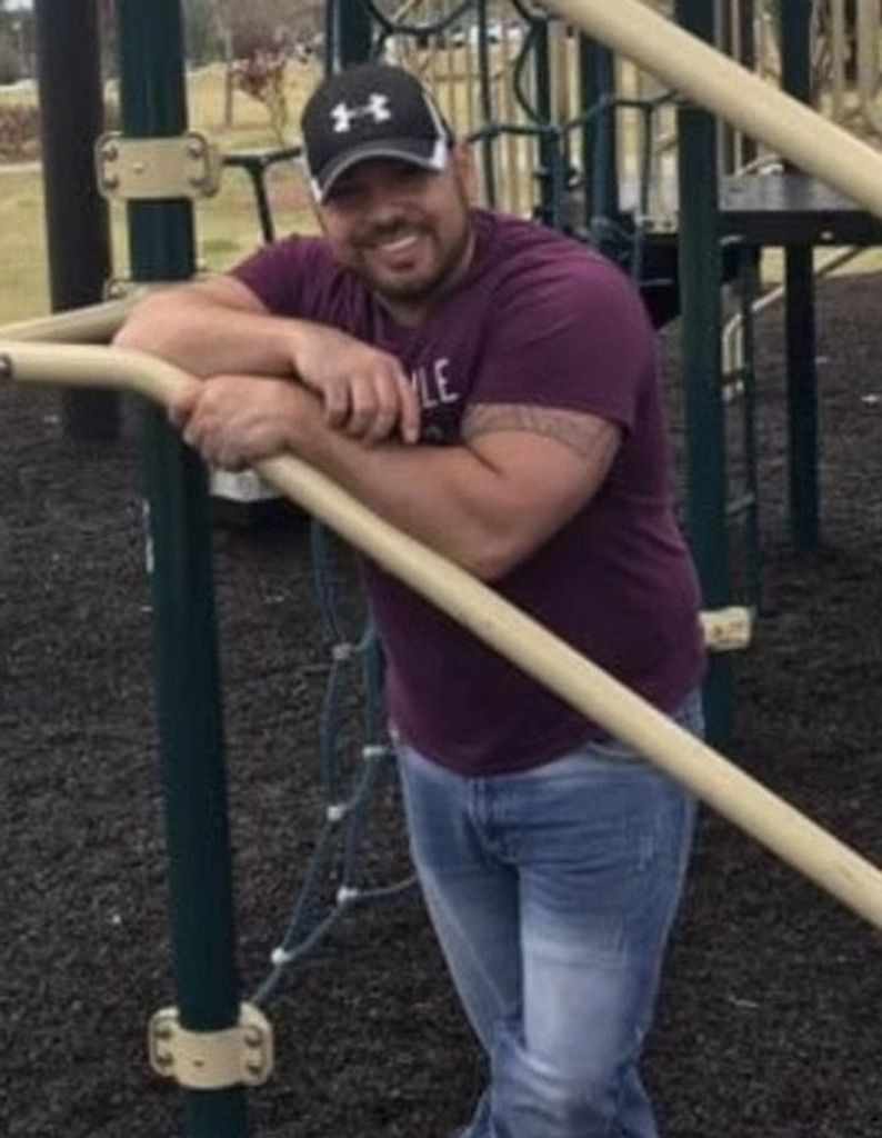 Derik Lloyd Sturdivant