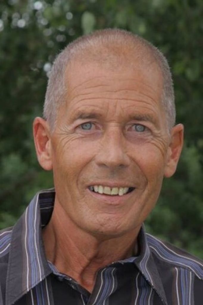 Mark Edward Devinney