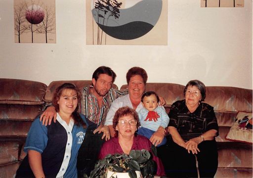 Jeanne Leona Oskins photo gallery thumbnail 16 of 90